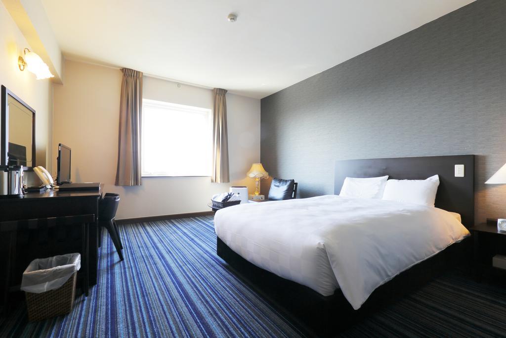 Spring Sunny Hotel Nagoya Tokoname Bagian luar foto